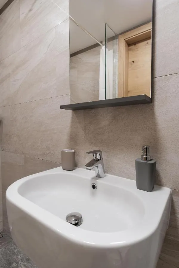 Prague Days - Modern Studios - 7 Min Wenceslas Square Apartment